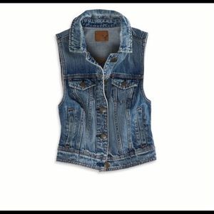 American Eagle Jean Vest